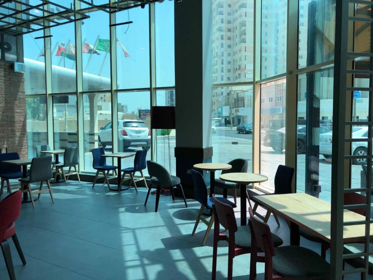 Gulf Hotel Kuwait Salmiya Esterno foto